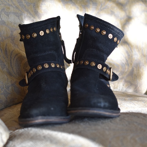 black flat ankle boots australia